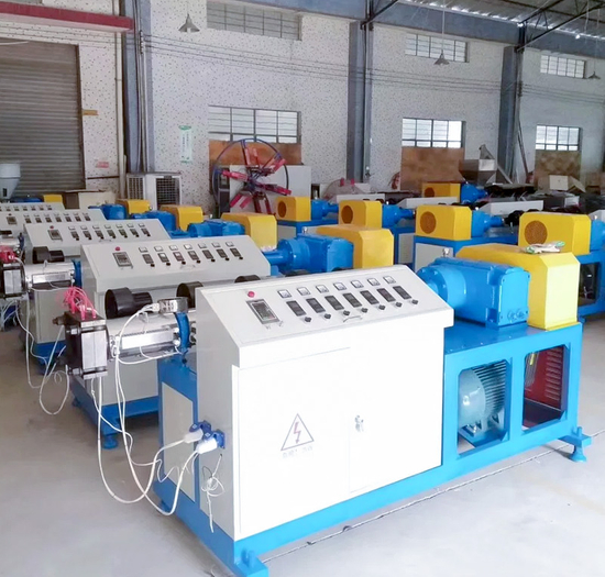 Professional Plastic/PVC Hose Extruder machine company